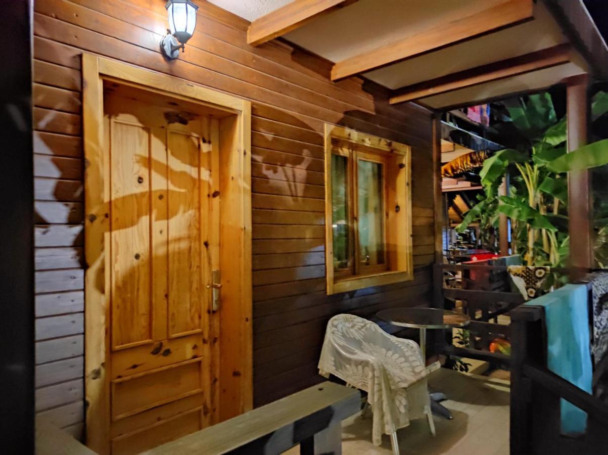 Guesthouse Vila Druri Dhermi Bagian luar foto
