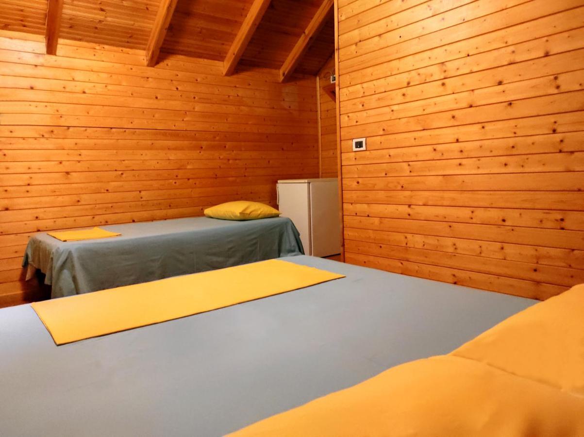 Guesthouse Vila Druri Dhermi Bagian luar foto