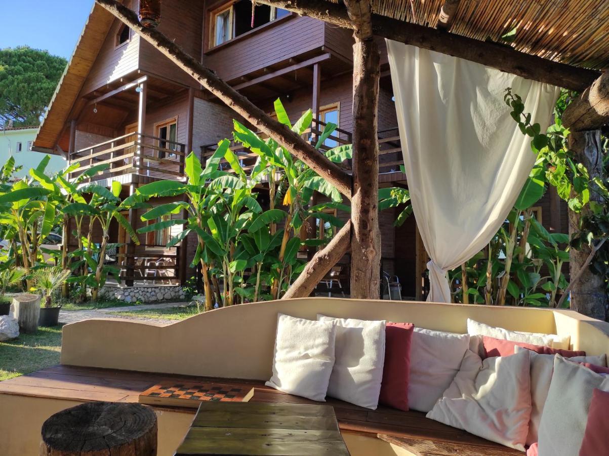 Guesthouse Vila Druri Dhermi Bagian luar foto